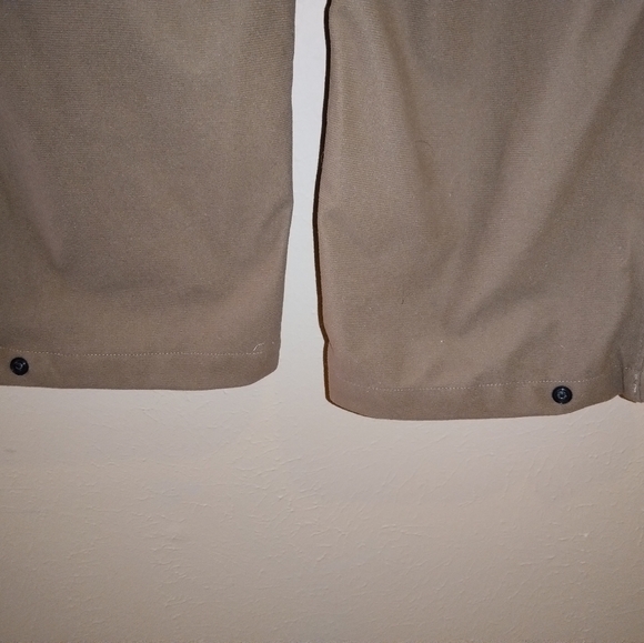 Mad Dog Gear Size L Brown Hunting Pants with Carhartt Brown Beanie - Picture 2 of 10